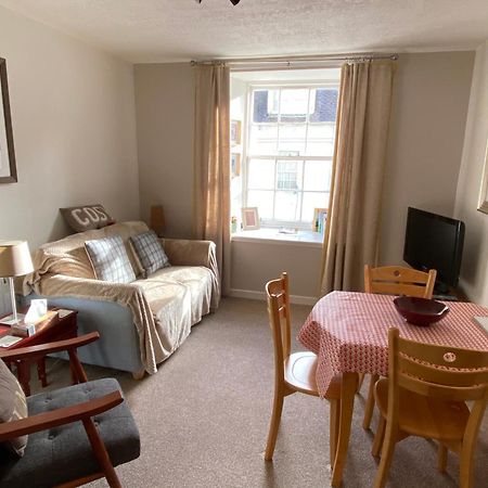 Cosy Central Apartment In Historic Dunkeld Bagian luar foto
