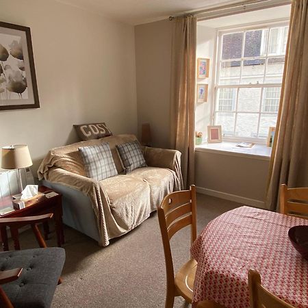 Cosy Central Apartment In Historic Dunkeld Bagian luar foto
