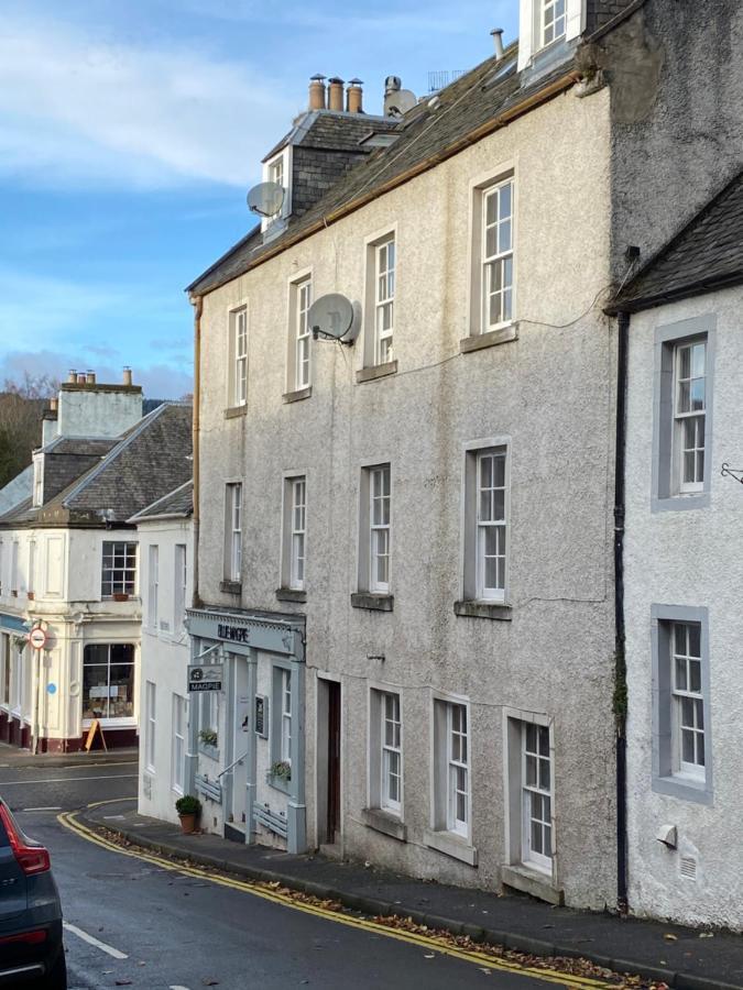 Cosy Central Apartment In Historic Dunkeld Bagian luar foto