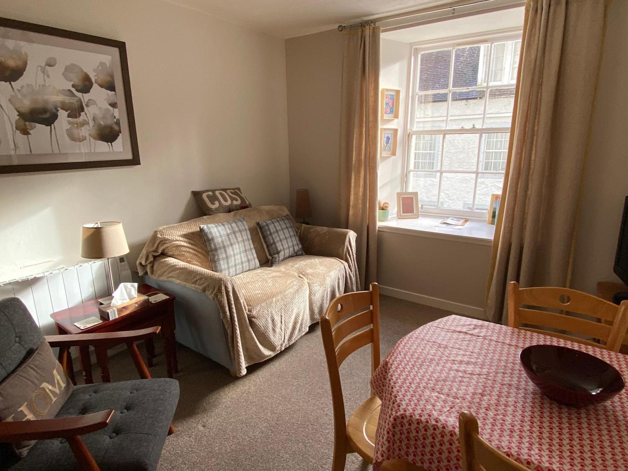 Cosy Central Apartment In Historic Dunkeld Bagian luar foto